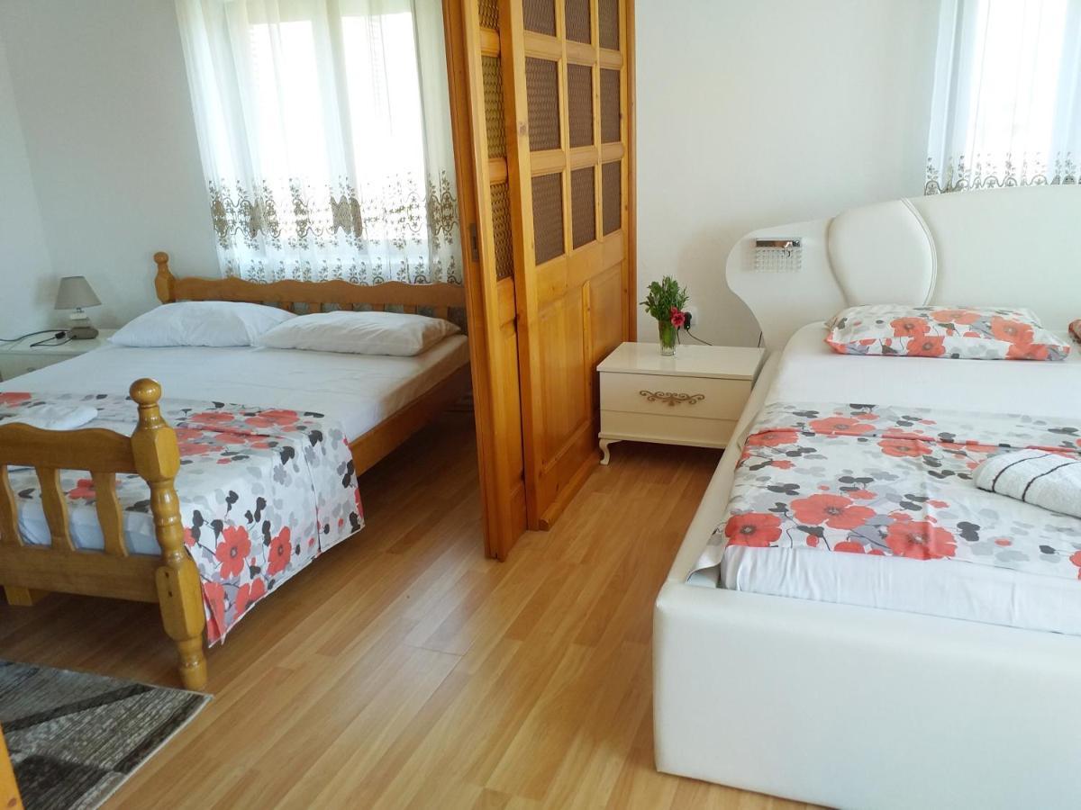 Guest House Naser Улцинь Экстерьер фото