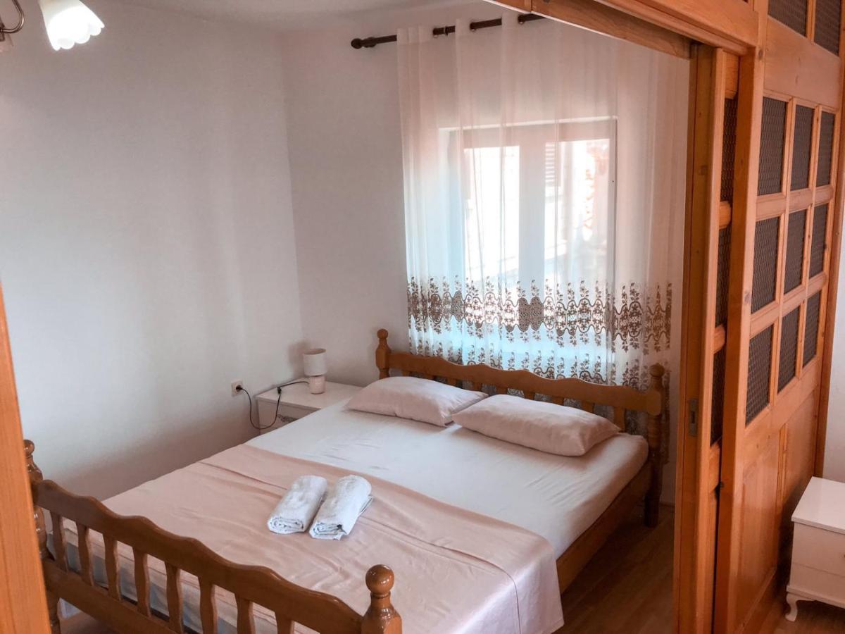 Guest House Naser Улцинь Экстерьер фото