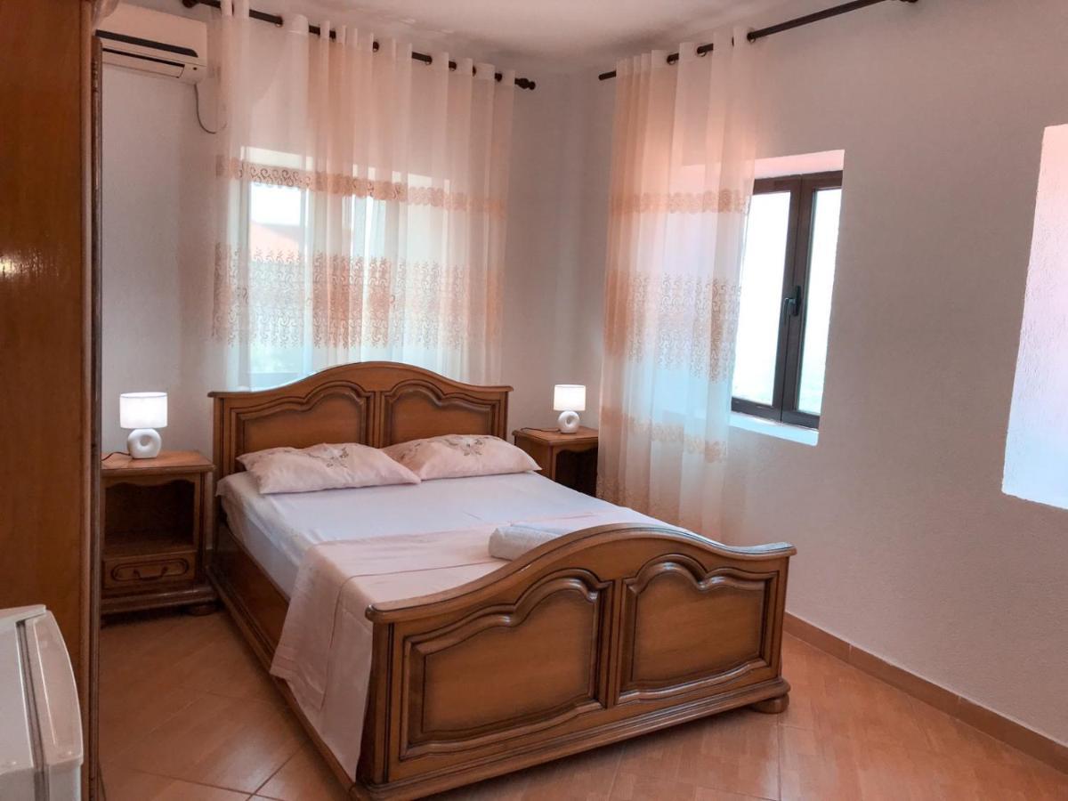 Guest House Naser Улцинь Экстерьер фото