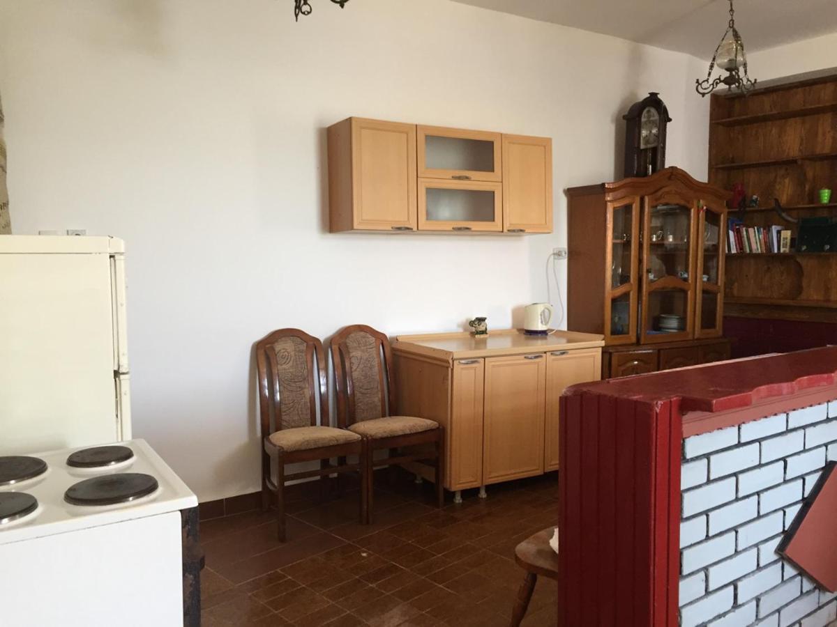 Guest House Naser Улцинь Экстерьер фото