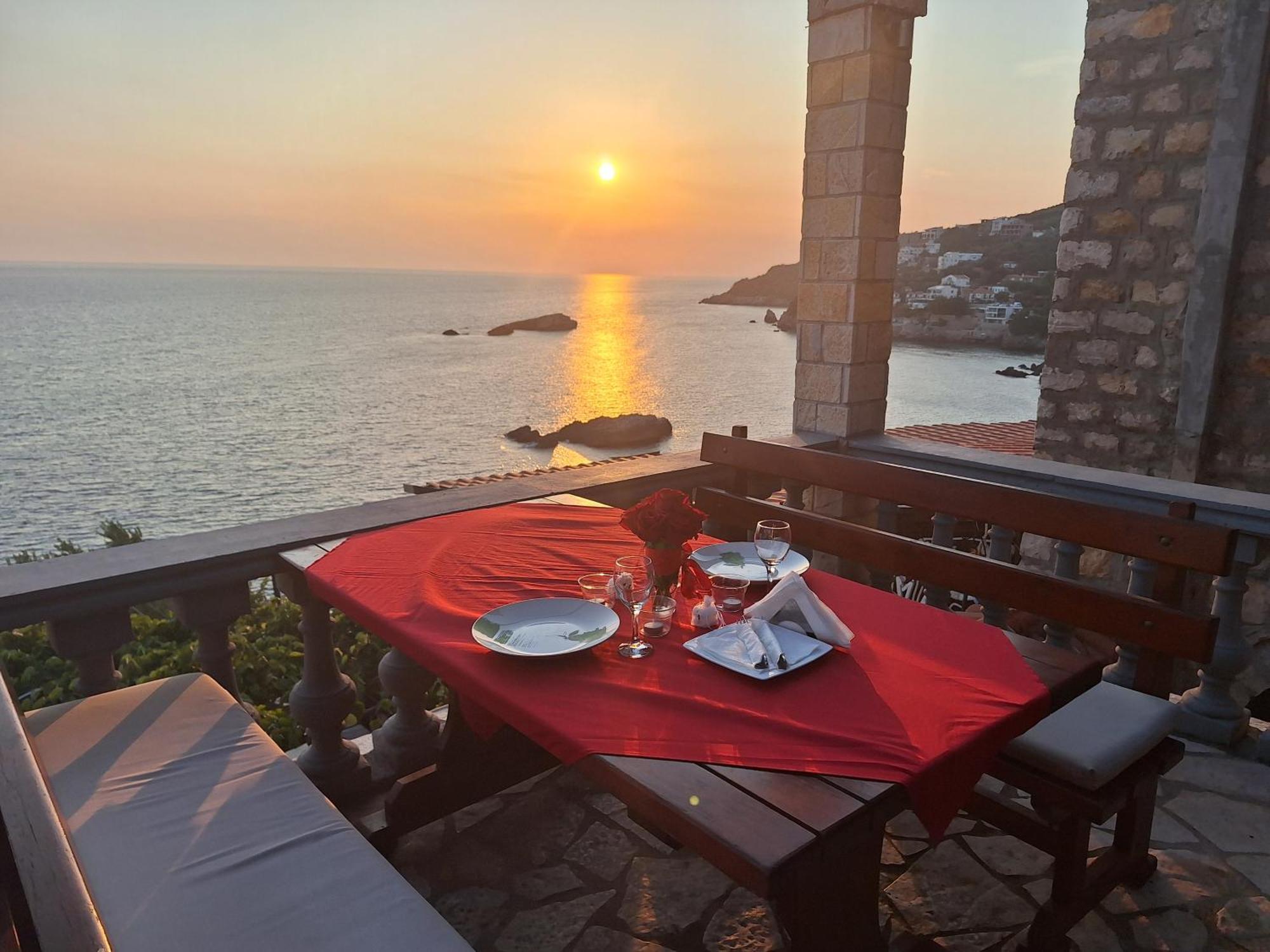 Guest House Naser Улцинь Экстерьер фото