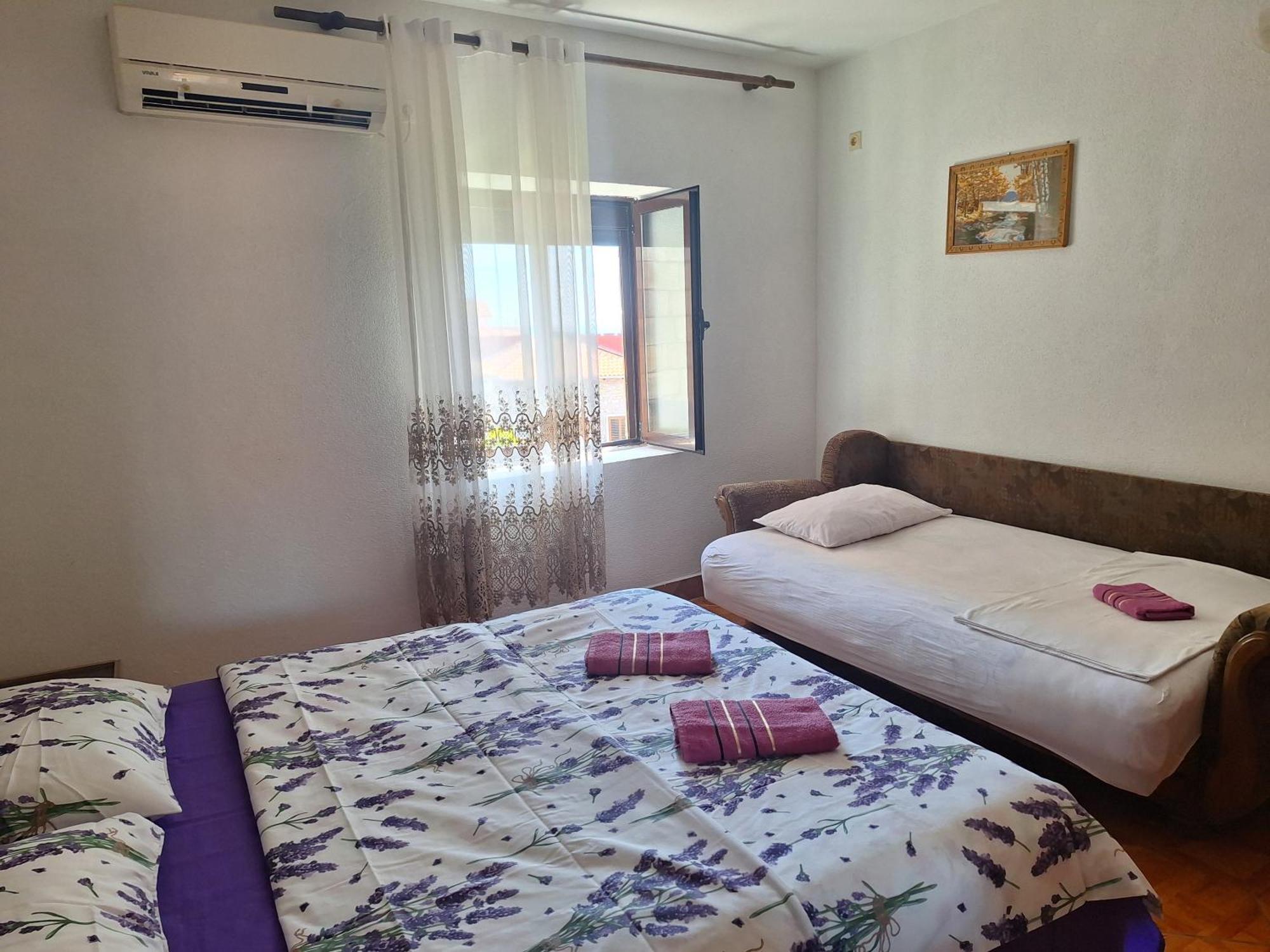 Guest House Naser Улцинь Экстерьер фото