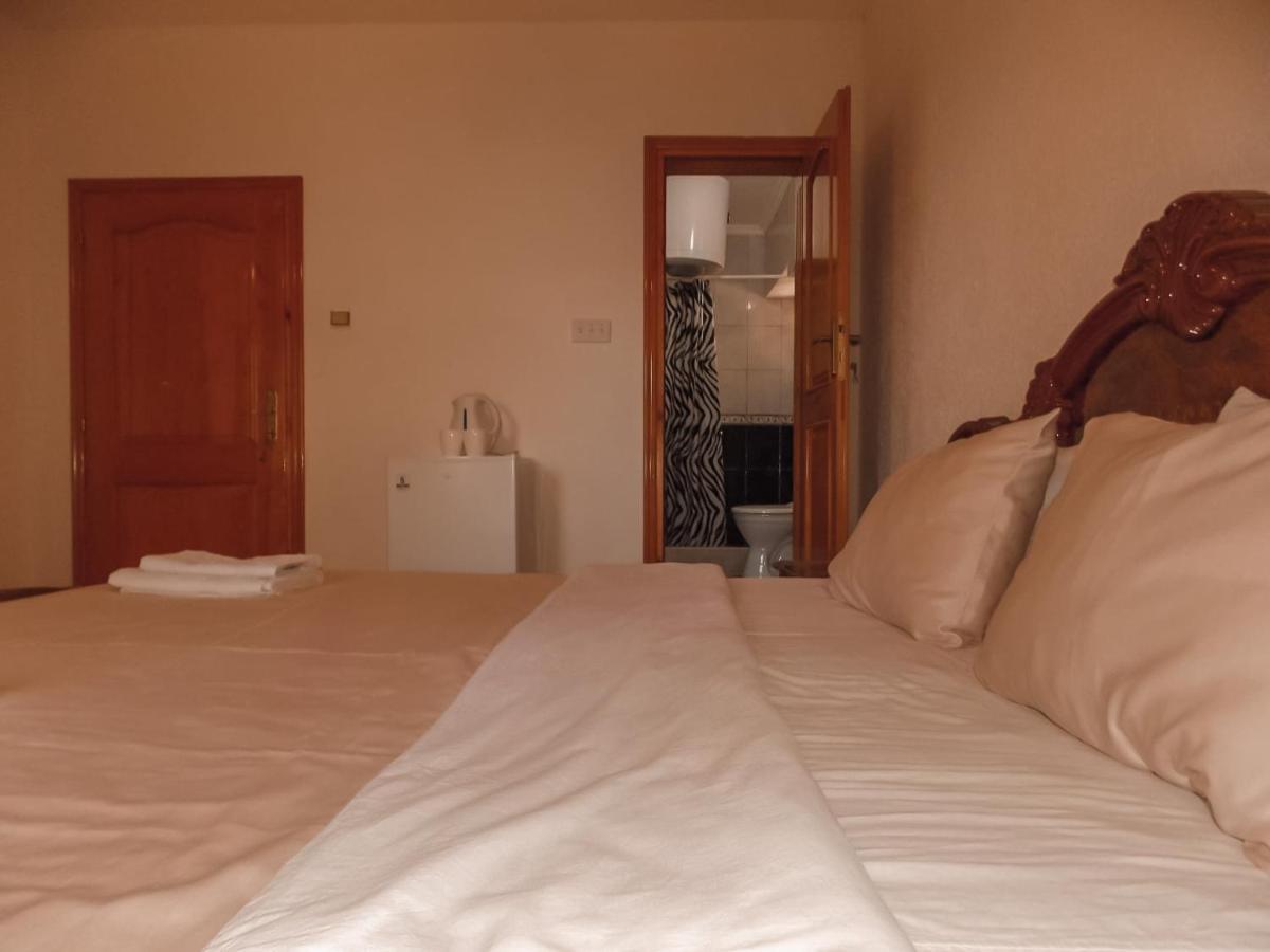Guest House Naser Улцинь Экстерьер фото