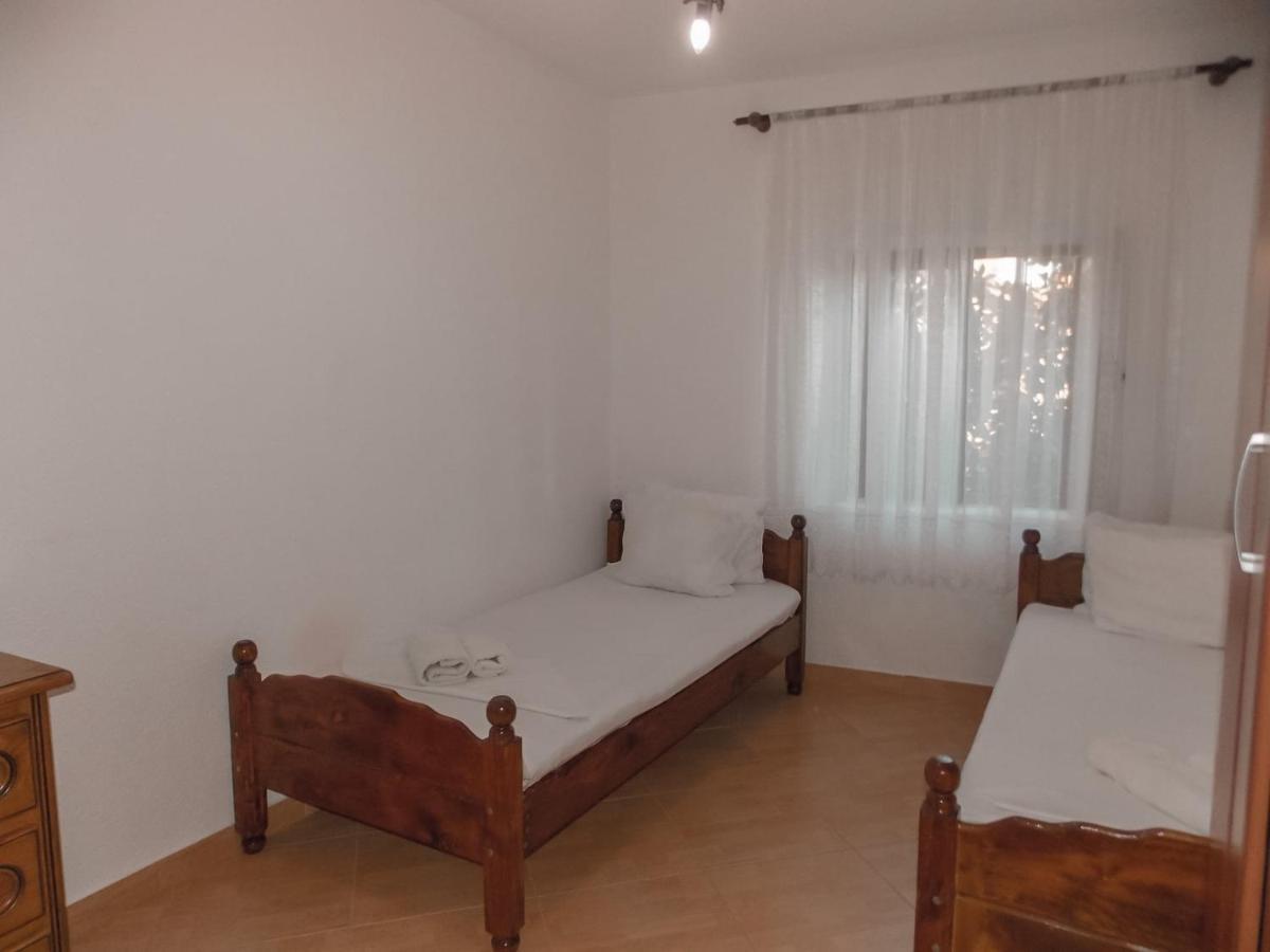 Guest House Naser Улцинь Экстерьер фото